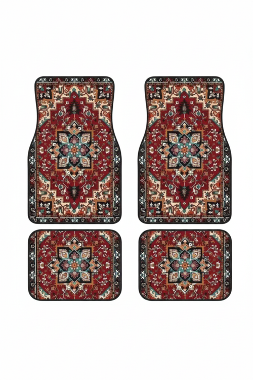 Lot de 4 tapis de voiture persans bordeaux, motif médaillon étoile, vue d'ensemble sur fond neutre